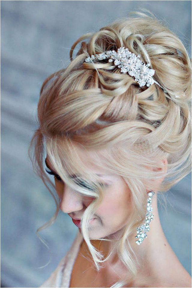 wedding hairstyle for medium hair