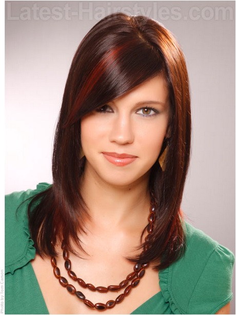 different hairstyles for medium length hair