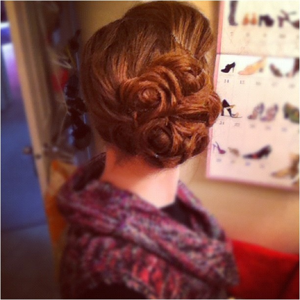 apostolic pincurls