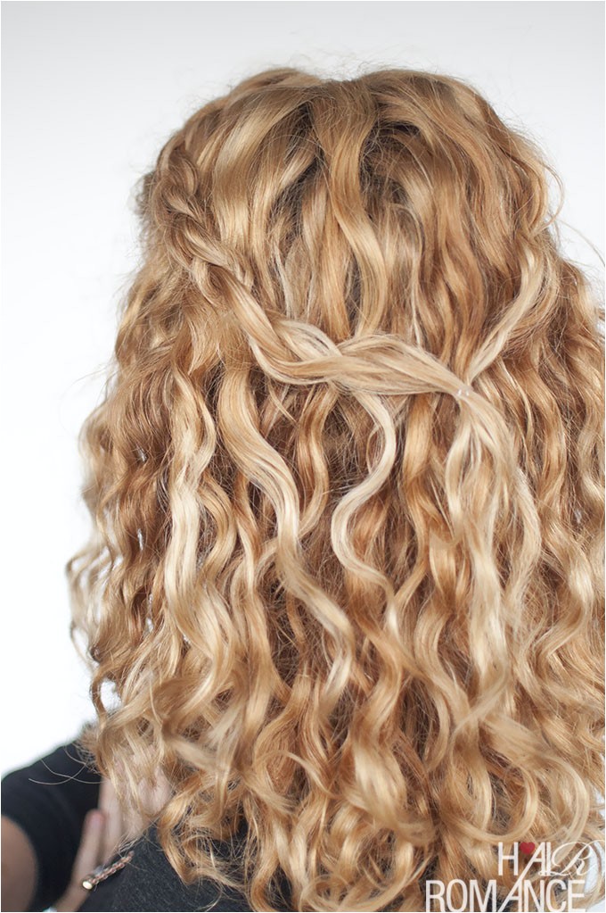 an easy half up braid tutorial for curly hair