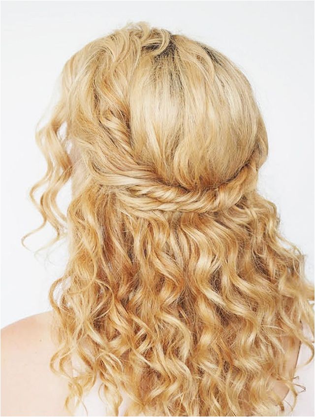 hairstyles for curly hair