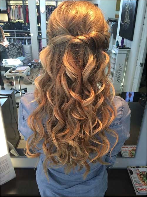 30 best prom hairstyles for long curly hair
