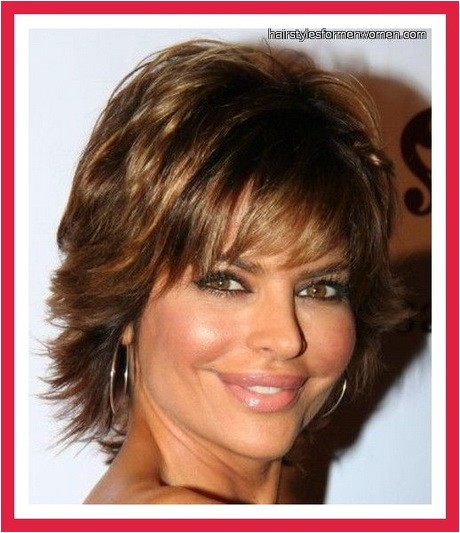 short hairstyles for women over 50 years old
