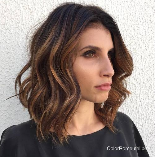 20 super chic hairstyles for long faces to break up the length