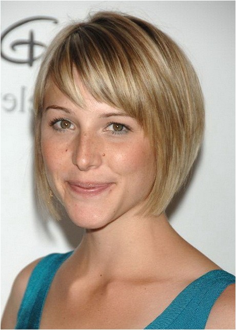 short hairstyles for busy moms