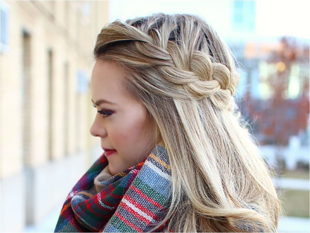 travel proof hairstyles for long flights