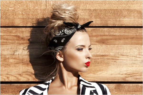 3 retro hairstyles with a bandana