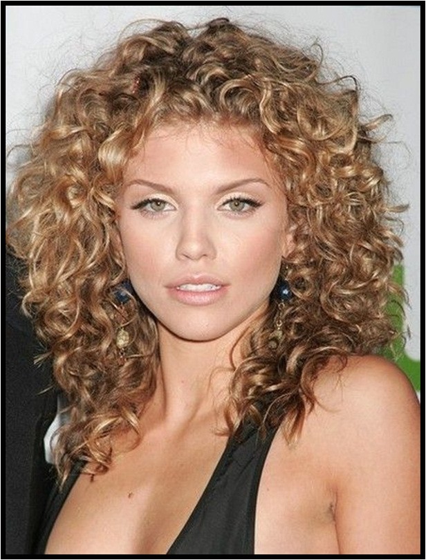 easy hairstyles for curly hair without heat