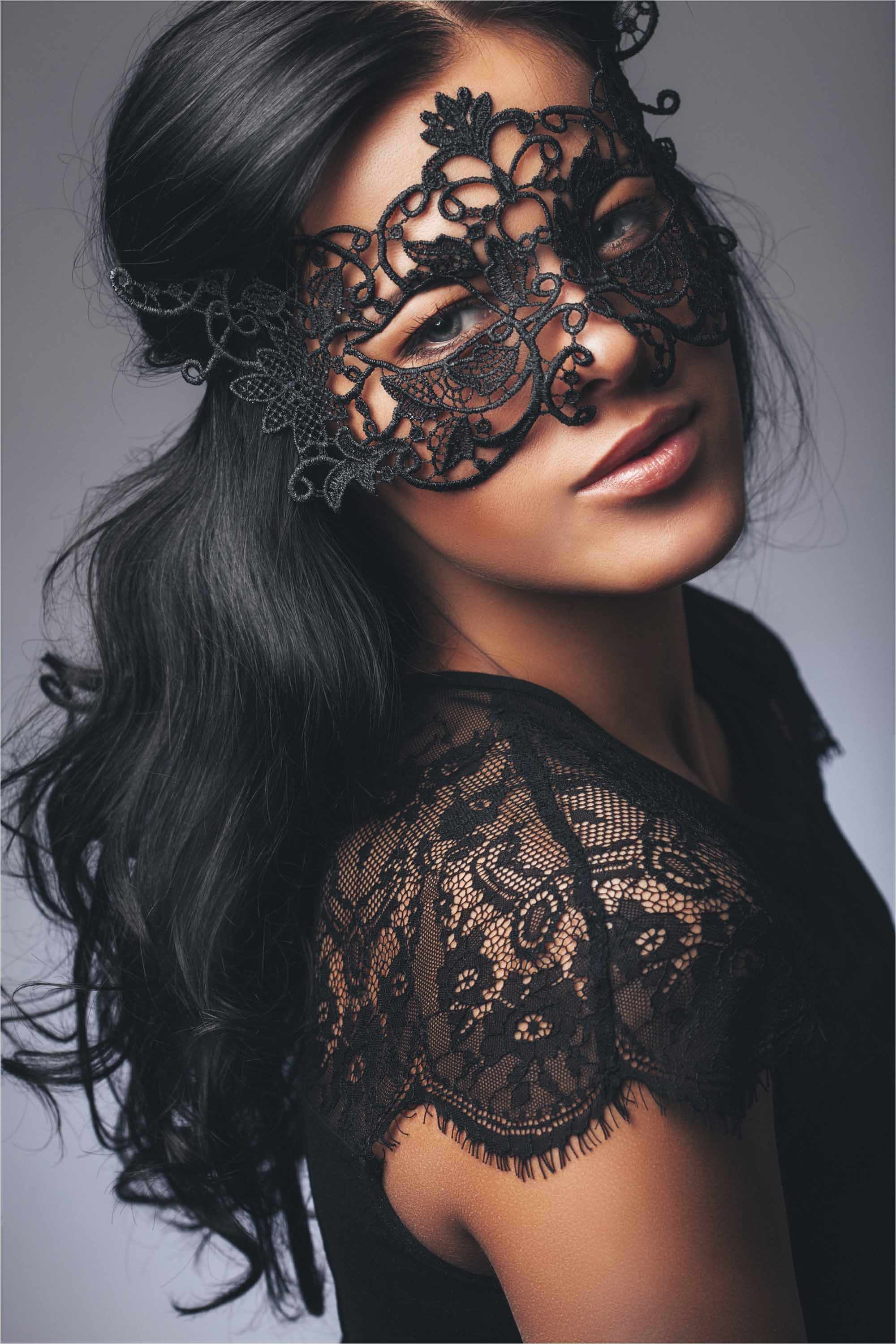 simple masquerade hairstyles