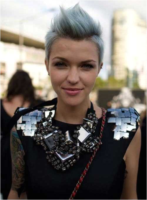 25 punk style hair