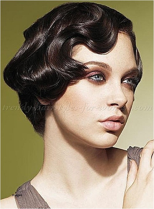 easy pin up hairstyles for curly hair