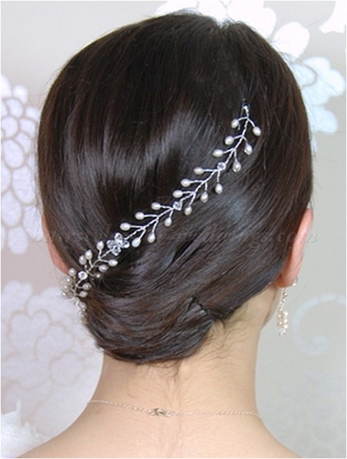 french roll hairstyle for wedding