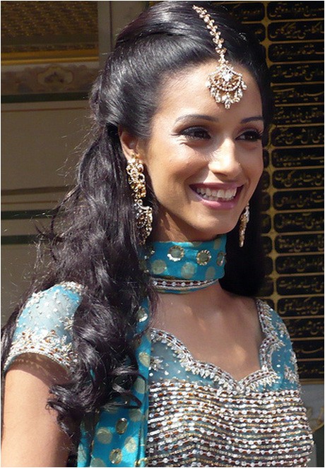 indian wedding hairstyles for long hair