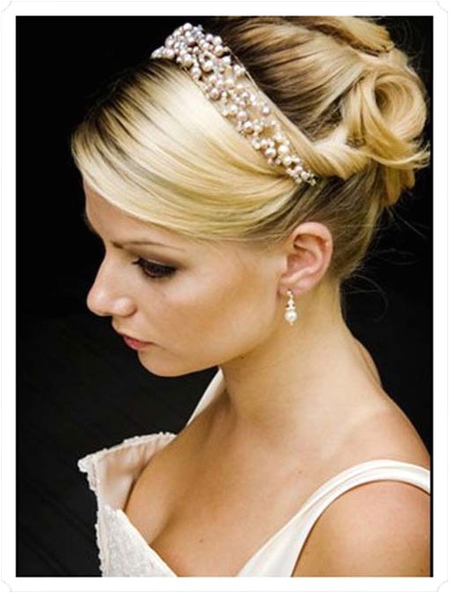 short hairstyles for weddings updo