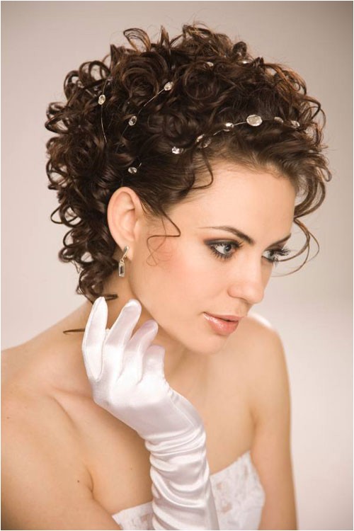 curly hairstyles for short hair wedding