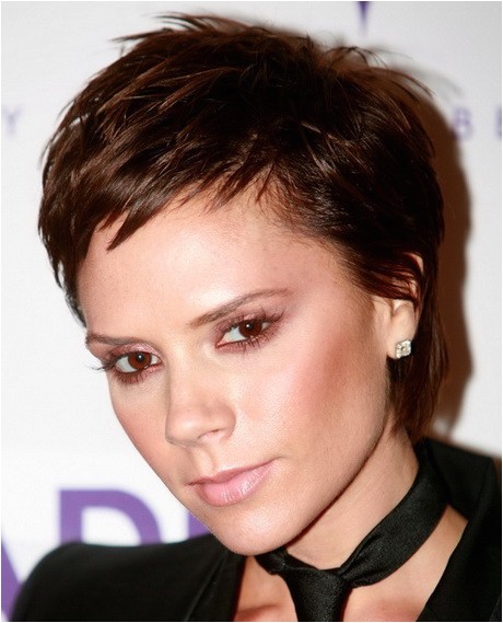 easy short hairstyles for moms