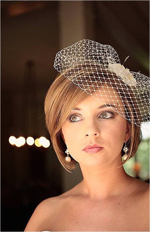 short hairstyles for weddings guests
