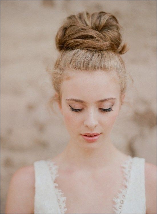 top knot bun wedding hairstyles that will inspire