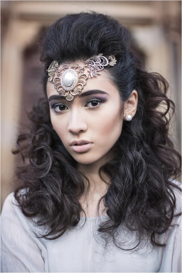 indian bridal hairstyles for a long face 9724