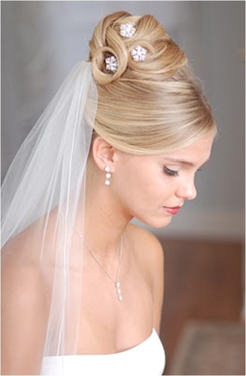 wedding hairstyles for medium length hair with veil and high updo