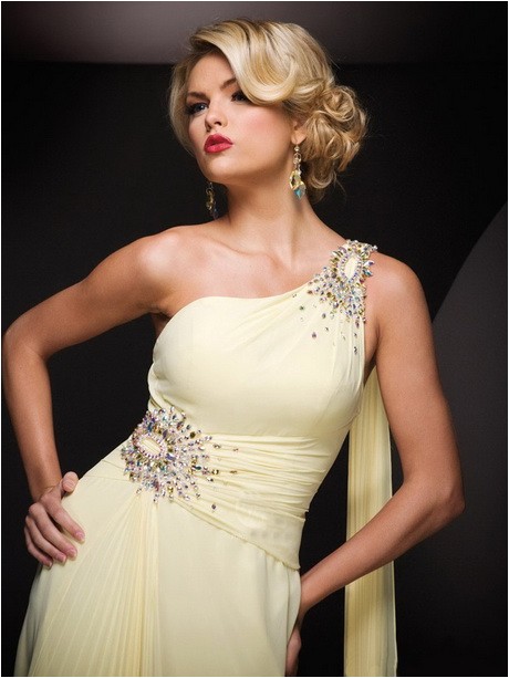prom hairstyles for one shoulder dresses