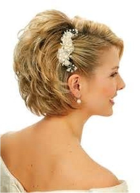 mother of the bride hairstyles for short hair