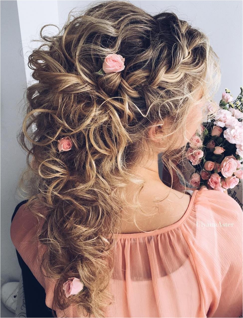 wedding hairstyles for long curly hair updos