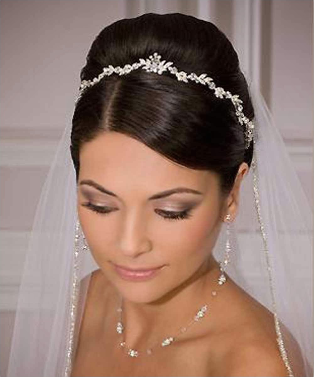 wedding hairstyles with tiara