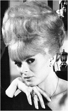 Lusty Beehive 60s Hairstyles Vintage Hairstyles Classic Hairstyles Hairdos Texas Hair