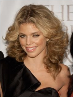 Feathered Curly Hairstyle AnnaLynne McCord Hairstyles 80s Curly