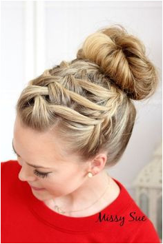 I wonder if once I master this I can start the triple French braid and end it in a single braid Diana Kehlenbrink · School Dance Hairstyles