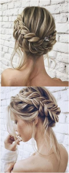 25 Chic Updo Wedding Hairstyles for All Brides