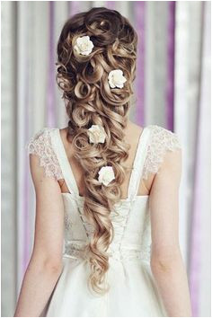 How to Disney Princess hair on your wedding day