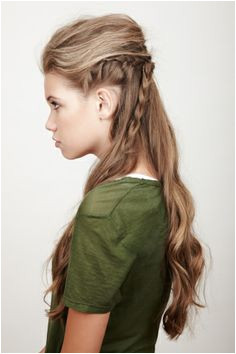 Learn How To Create An Un Done Half Up Hairstyle