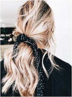 pinterest makennasmith97 â Scarf Hairstyles Messy Hairstyles Hair Day Hair Inspo