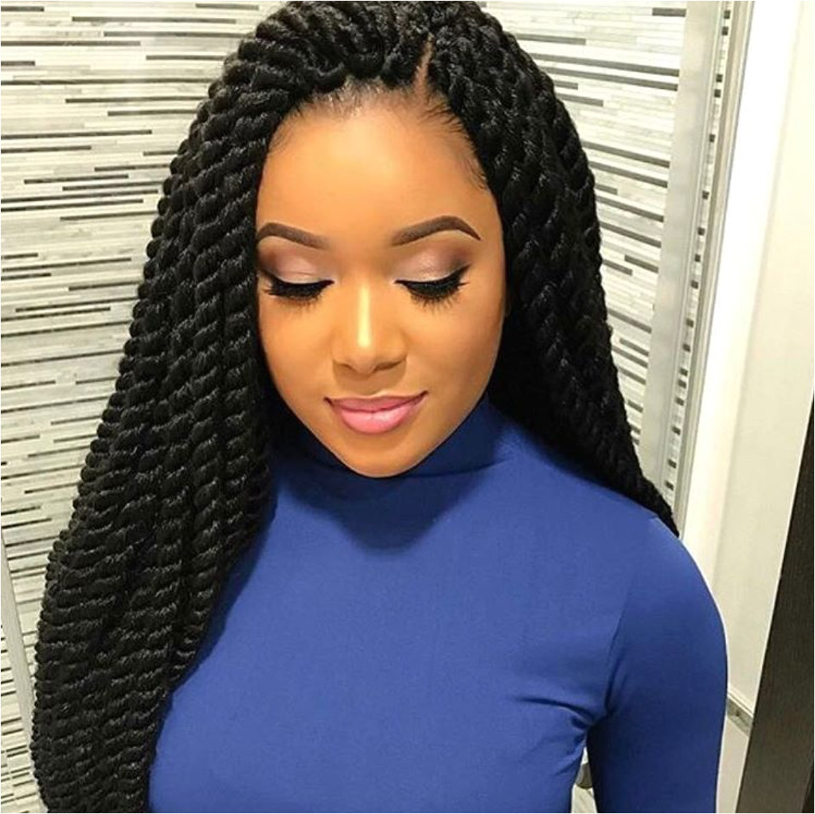 Flawless twists via narahairbraiding