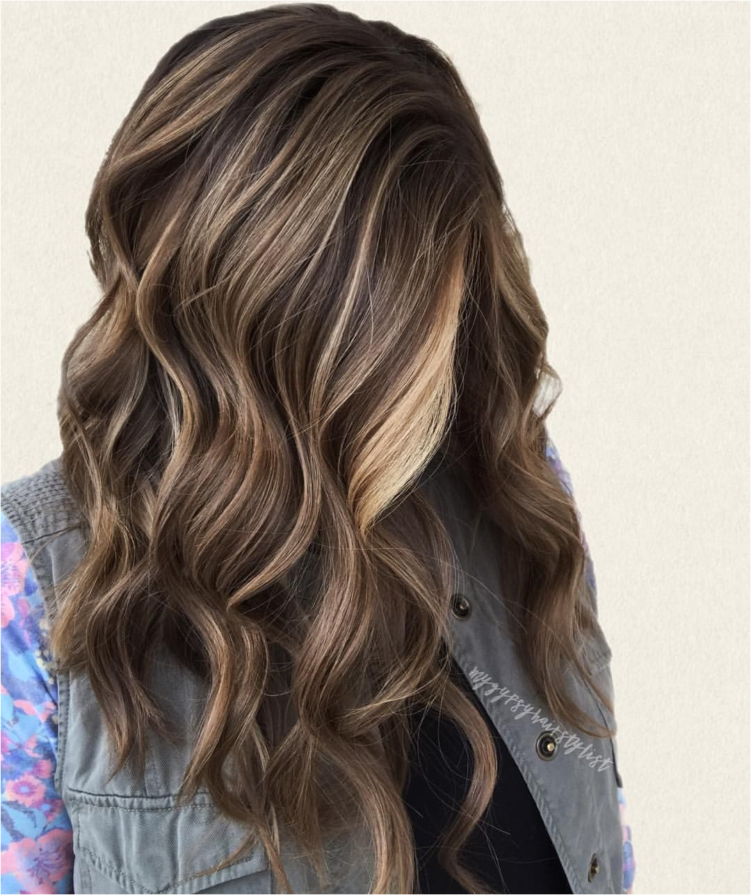 Balayage brunette lived in hair color natural hair color beach waves pretty hair INSTAGRAM mygypsyhairstylist