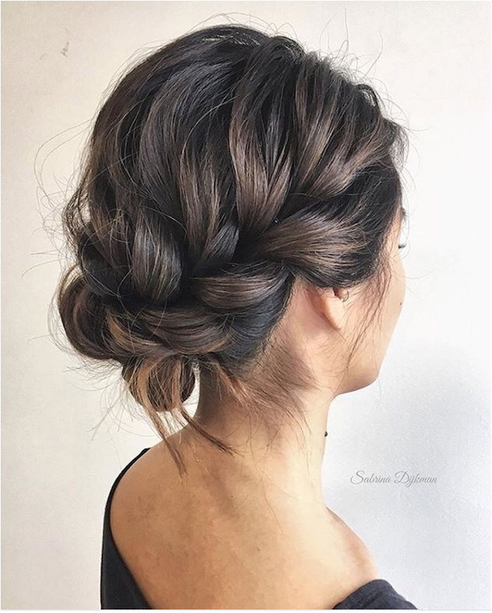 Gorgeous messy wedding updos 2