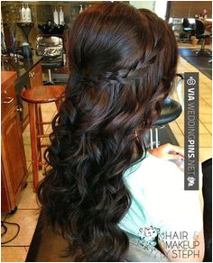 Wedding Guest Hair – I love this Curled but has a braid and is