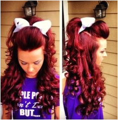 OMG unning red hair gorgeous ringlets and pretty bow A guy