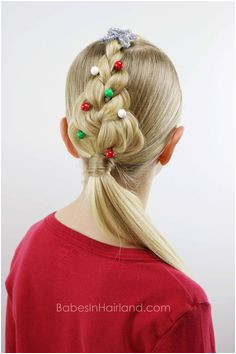 For an easy Christmas hairstyle try this cute Christmas Tree Braid from BabesInHairland