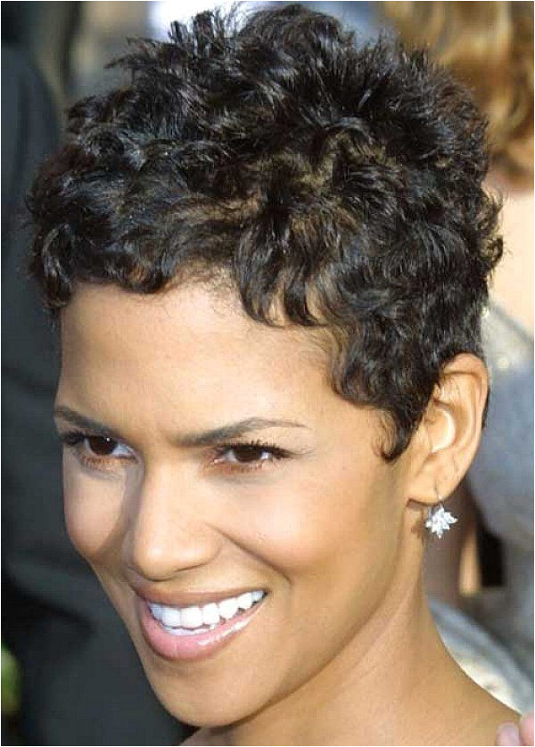 very short hairstyles for curly hair