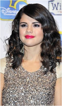 Is anybody excited to see Selena back on Disney on Wizards Return It ll
