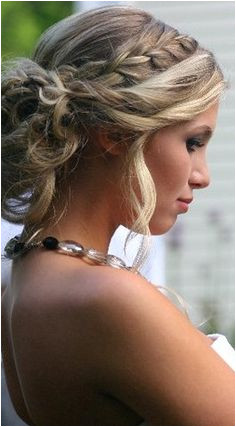 16 Pretty and Chic Updos for Medium Length Hair