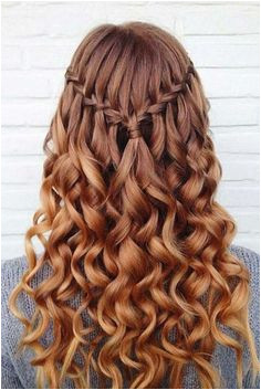 Waterfall braid with curls from xhairlove using the BaByliss easy curl source The post Simple Waterfall Braid & Curls appeared first on Hairstyles How To