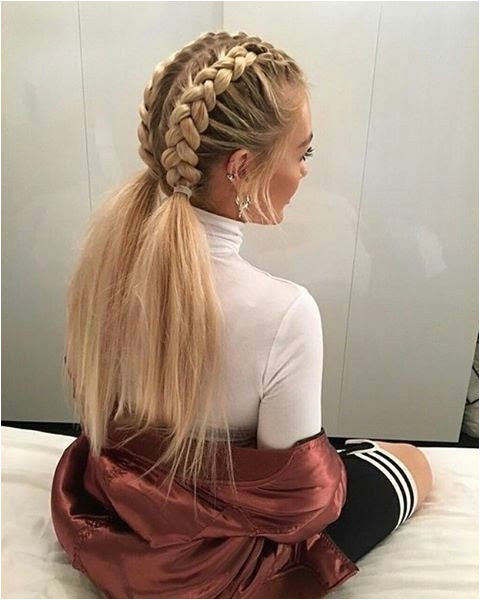 Follow me chianemorin Hair Inspo Hair Inspiration Two Braid Hairstyles Cute Down