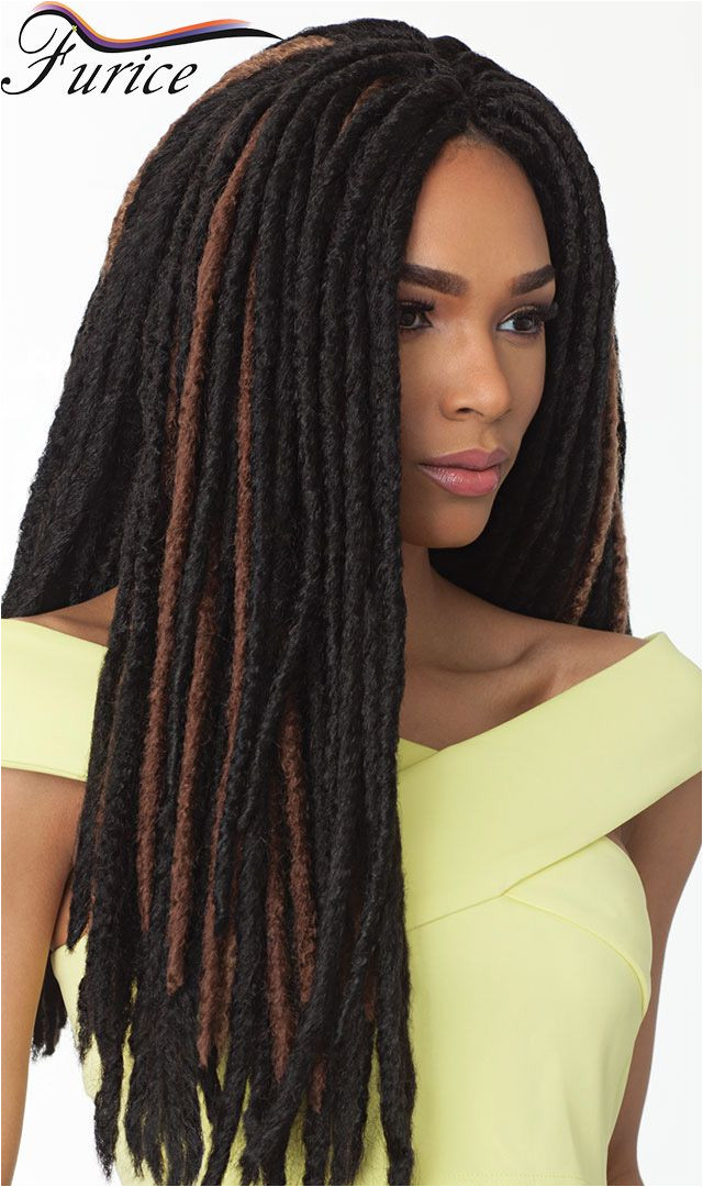 You would never guess that this faux locs protective style was done using yarn wraps