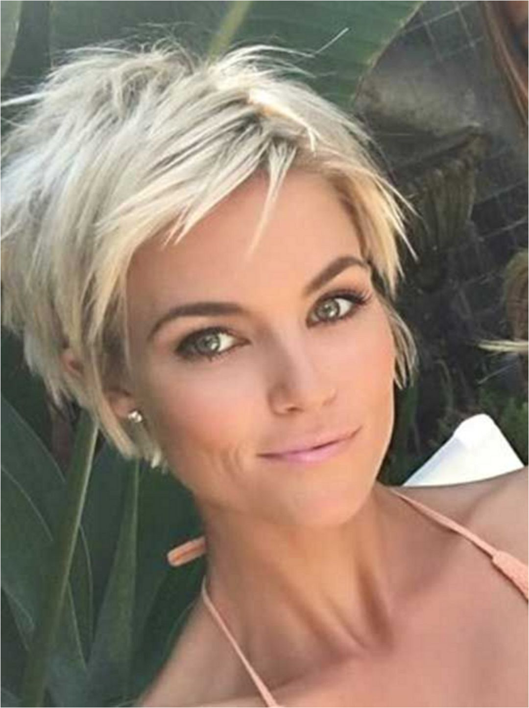 Awesome Short Hair Cuts For Beautiful Women Hairstyles 389