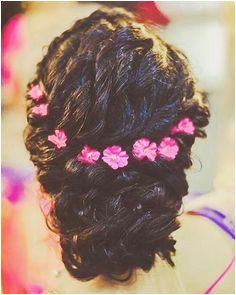 Everyday Indian Hairstyles for Long Hair the 327 Best Indian Party Hairstyles Images On Pinterest