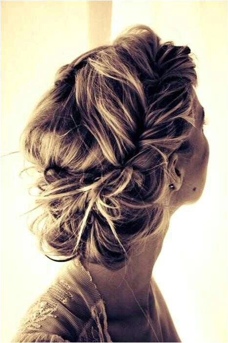 Messy updo Short Wedding HairstylesSide